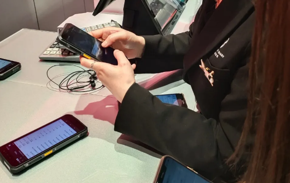 iData T1.png iData T1.png