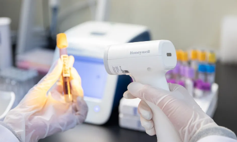 霍尼韋爾HH492高性能二維影像無線掃描槍.png 霍尼韋爾HH492高性能二維影像無線掃描槍.png